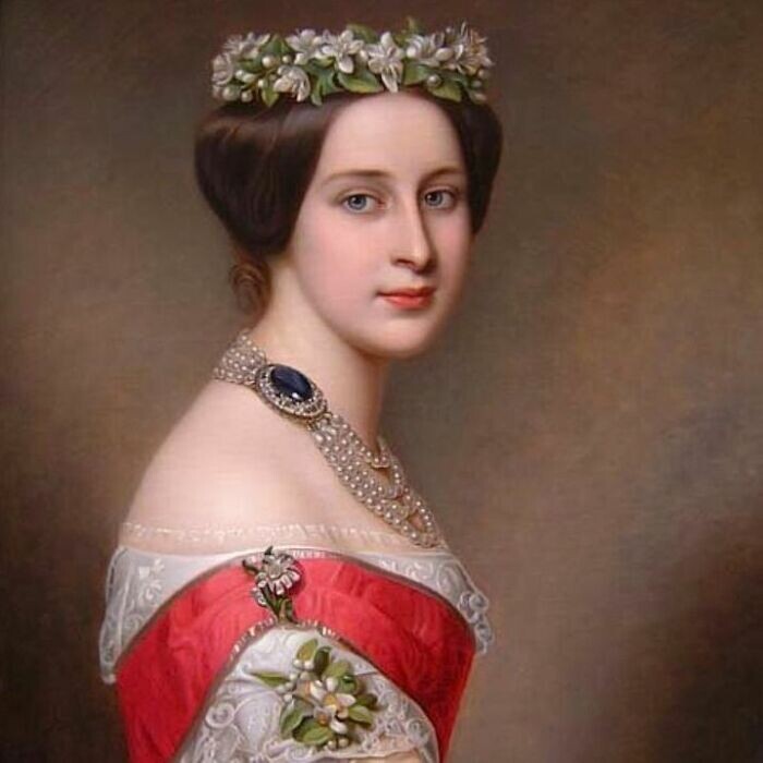 Александра Иосифовна.