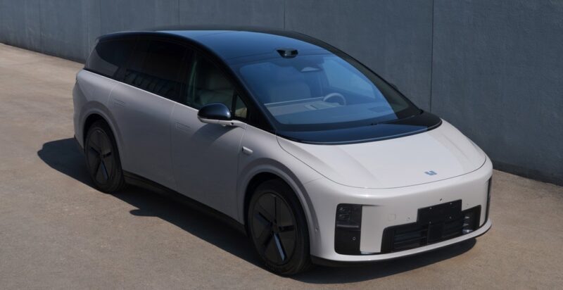 Li Auto i8