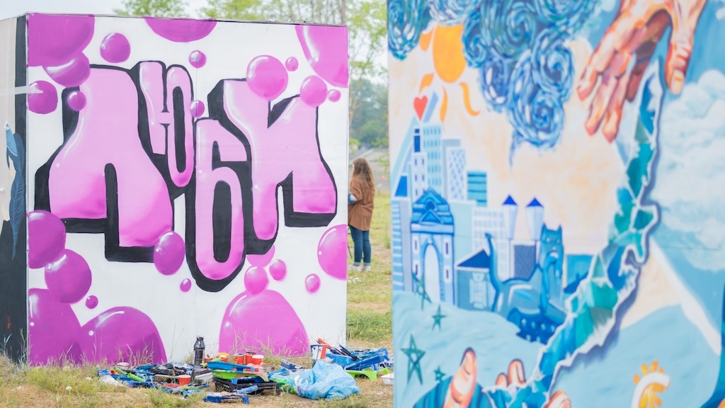 © Арт-кубы на острове Конный. Фото: Жанна Гашко