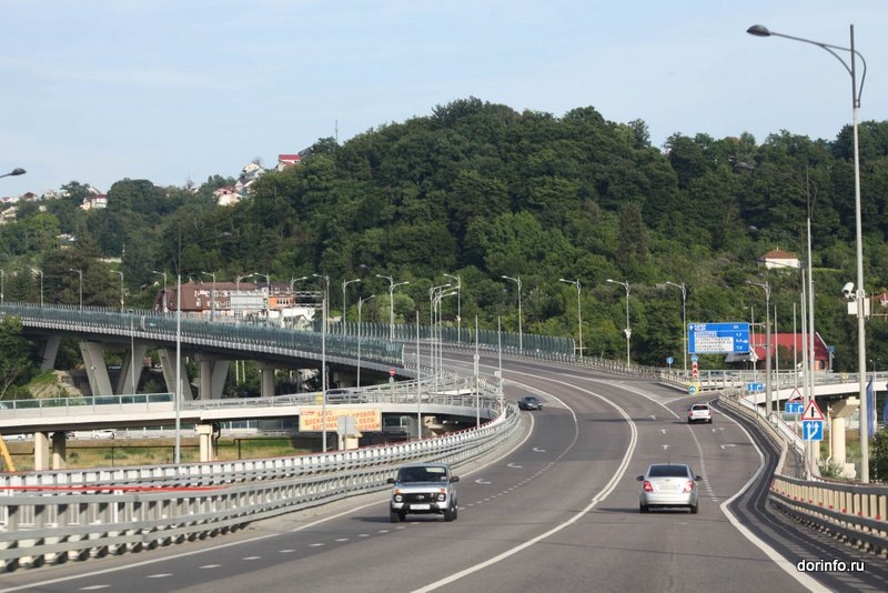     На будущем обходе Адлера открыли для движения путепровод