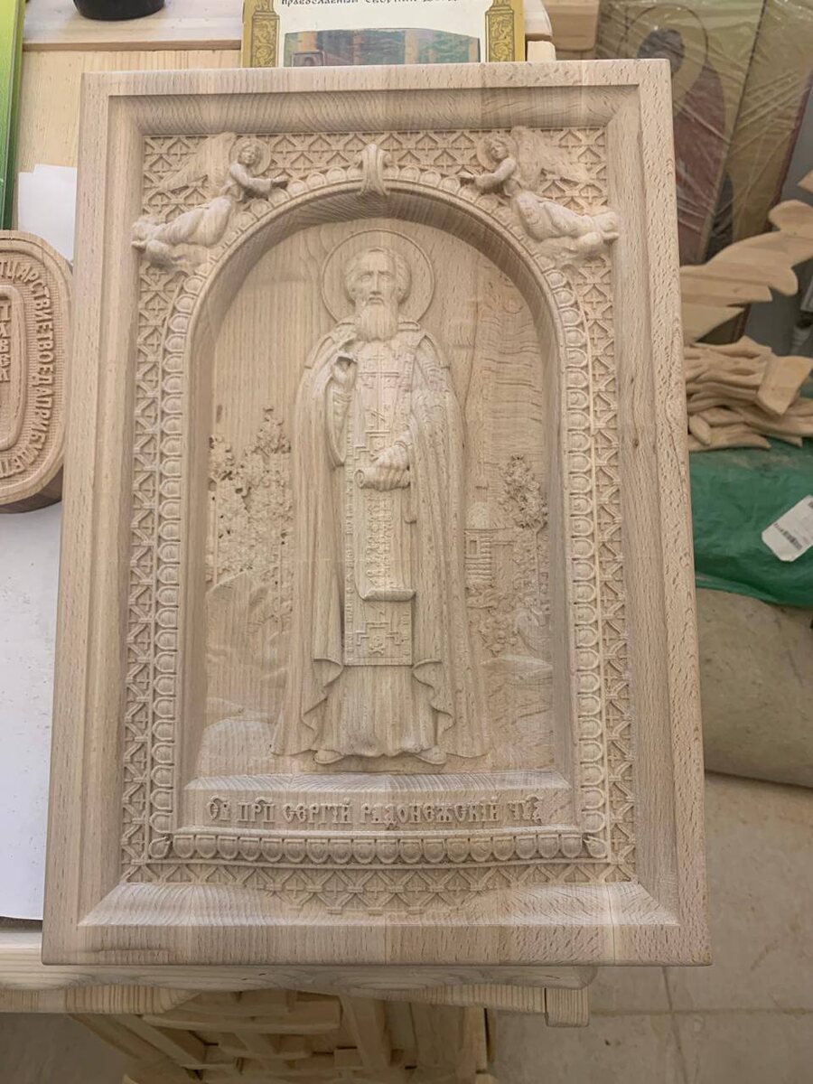 Цены на такие рехные иконы составляют от 15000 руб.