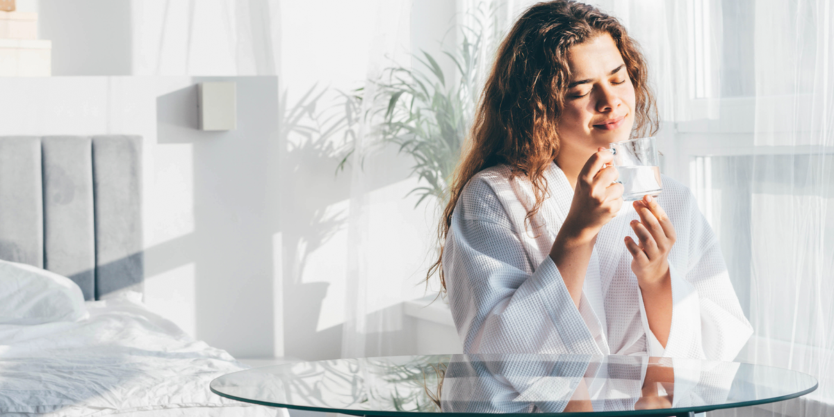 Многим известно, что лучше всего начинать день со стакана воды