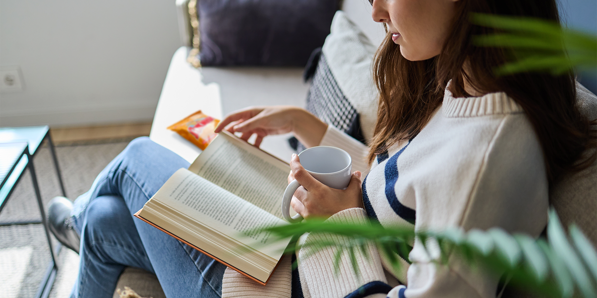 Чтение по утрам помогает настроиться на нужный лад