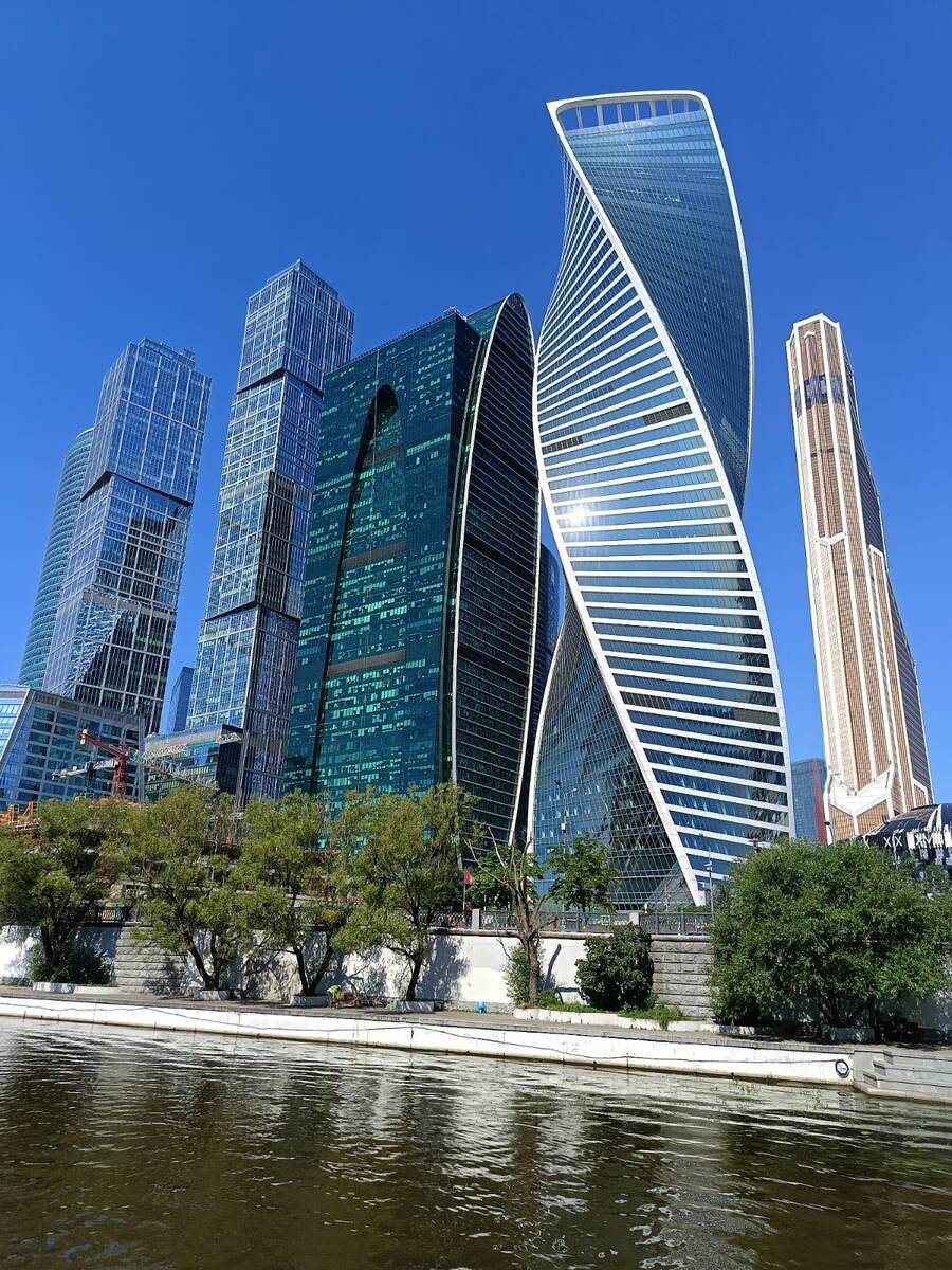 Москва-сити с воды.