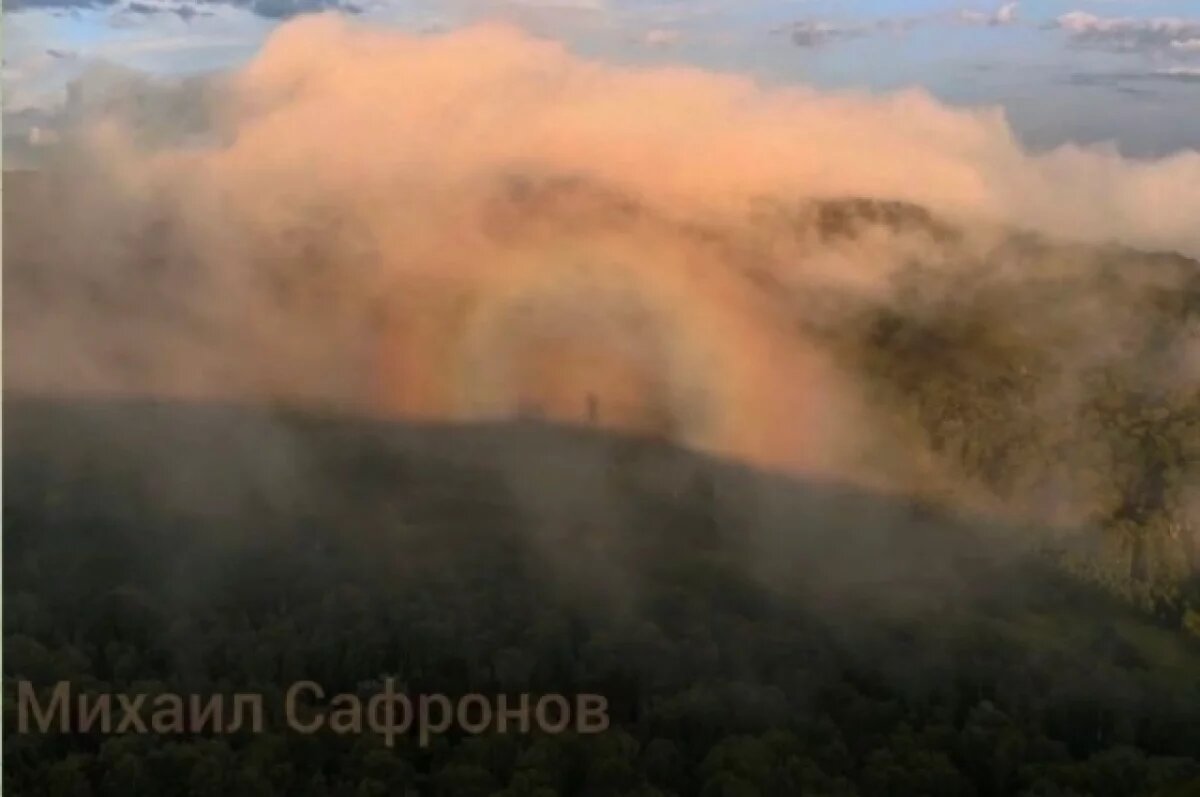    Фото сделано на рассвете в парке «Мурадымовское ущелье».