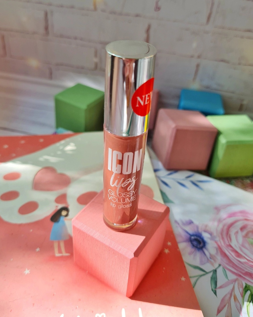 Блеск для губ от бренда "Luxvisage" - "Icon Lips" 