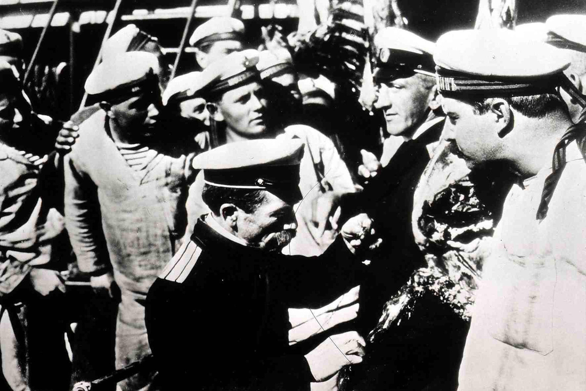    Кадр из фильма «Броненосец „Потемкин“»