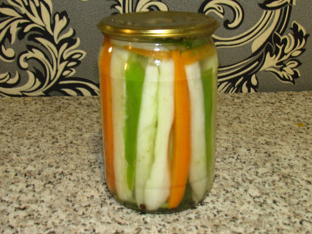 Заготовки из огурцов на зиму