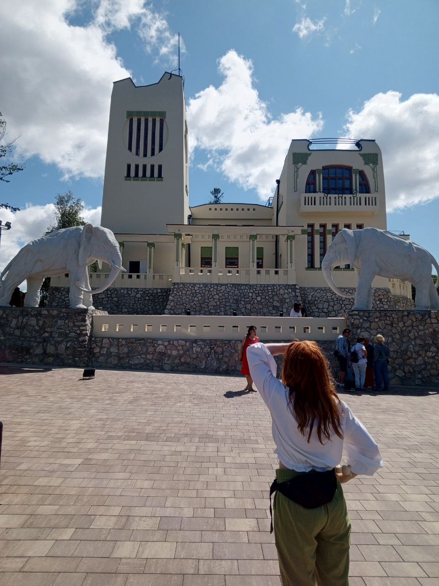 Дом со слонами — бывшая дача Константина Головкина