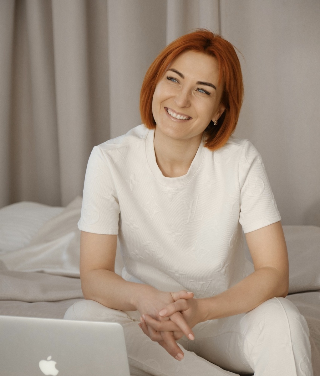 Меня зовут Светлана Колесникова, я SEO агентства BRAND IT! Делюсь опытом продвижения бренда компании, личного бренда собственника и HR бренда. Подписывайтесь!