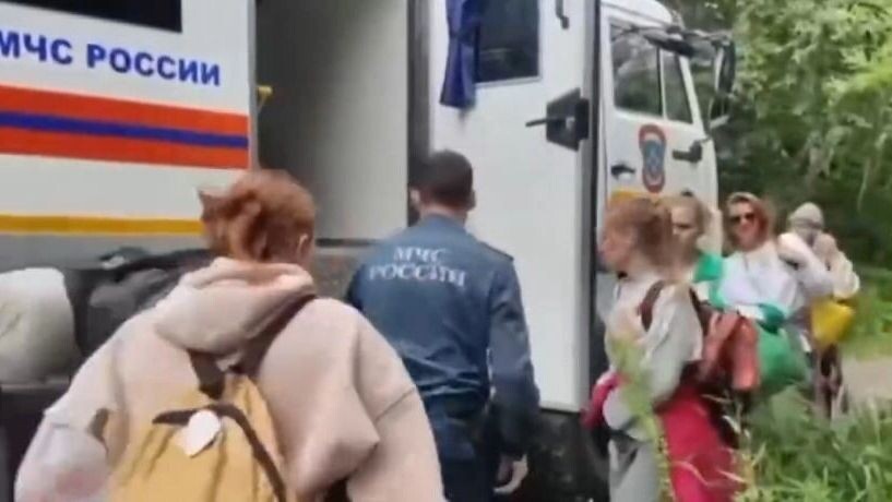     Источник: Пресс-служба МЧС России