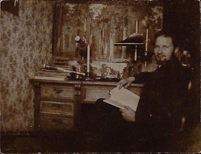 
В.У.Ластовский в редакции газеты "Наша нива". Открытые источники интернет.