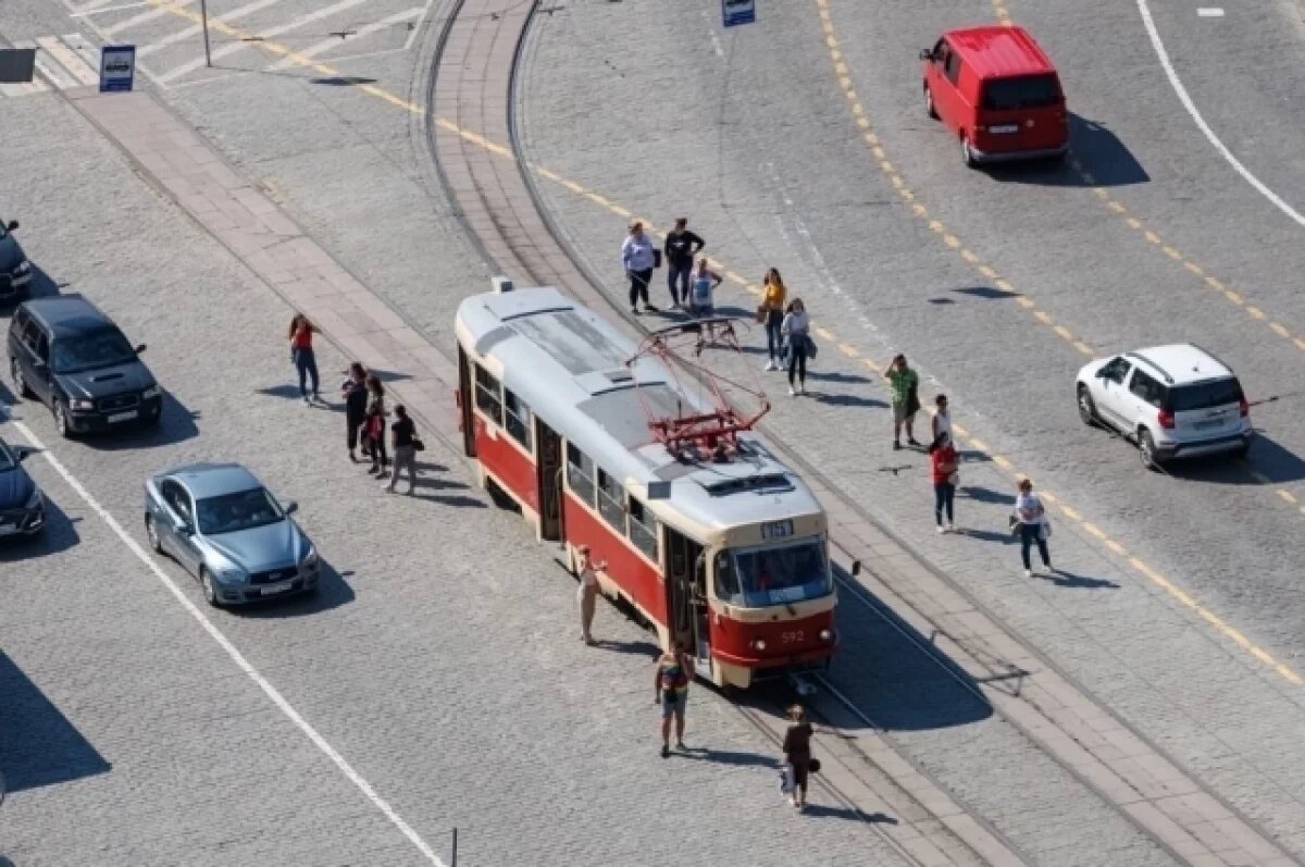    В Екатеринбурге с 1 августа закроют движение по улице Московской