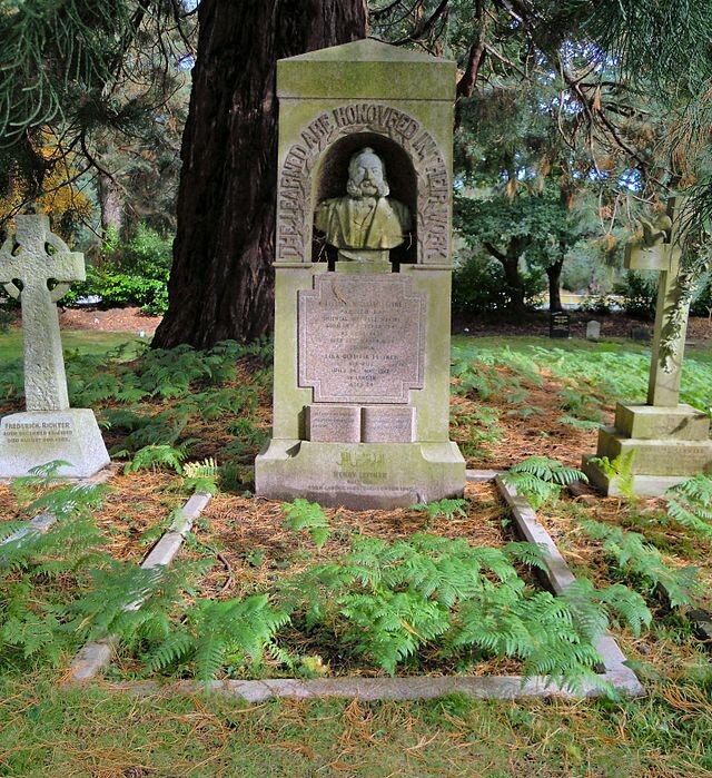 Могила Готлиба Вильгельма Лейтнера / Источник: wikiwand.com