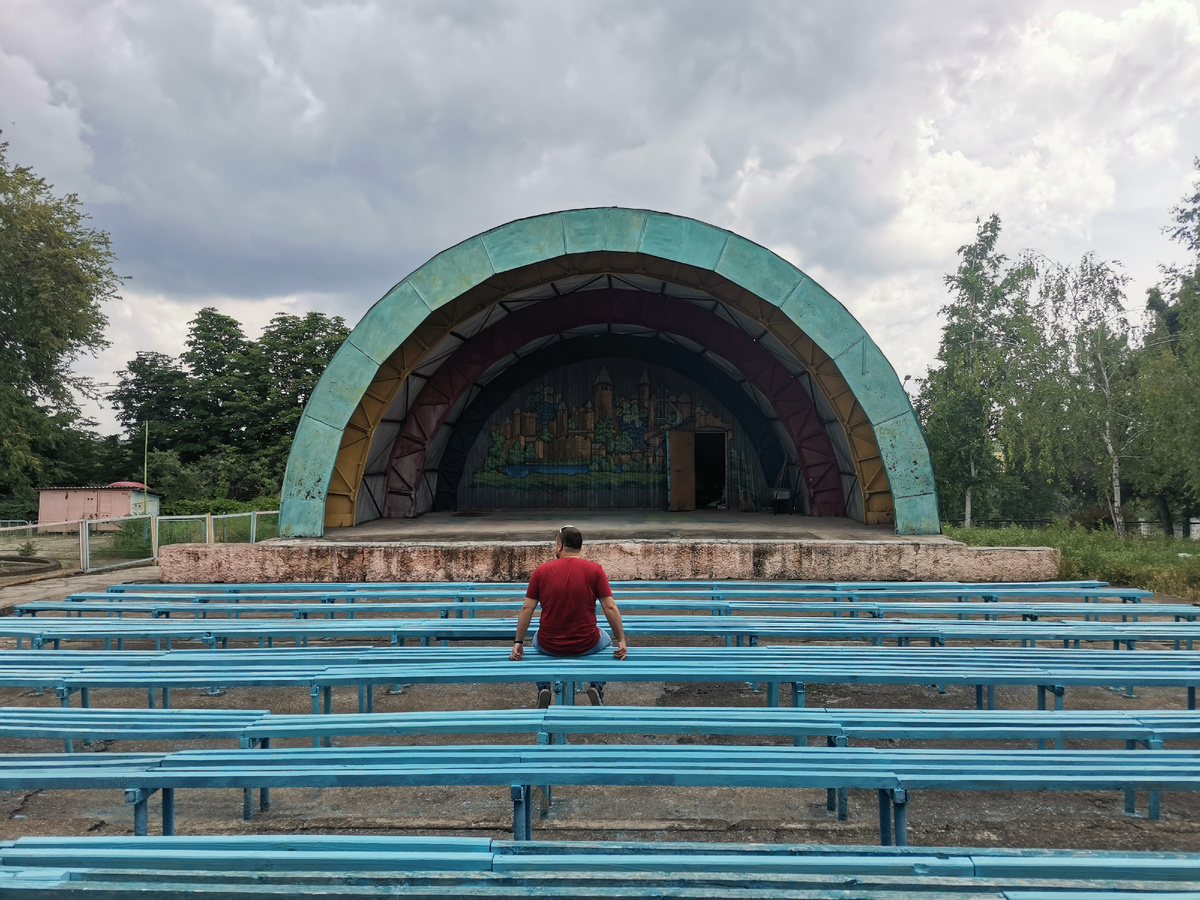 Бендеры, Приднестровье, набережная, сцена "Ракушка"