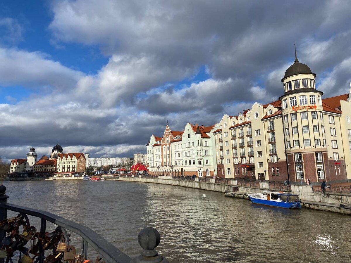 В рабочие дни воздух прогреется до +20 градусов, в выходные будет около +25.  Фото: Фото: ФедералПресс / Анна Крючкова