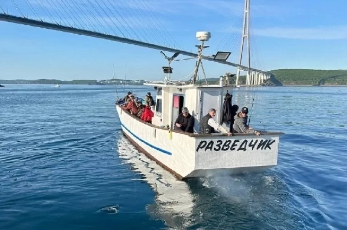    Конец прошлой недели также запомнился печальным событием: в результате столкновения с аквабайком во Владивостоке скончался мужчина