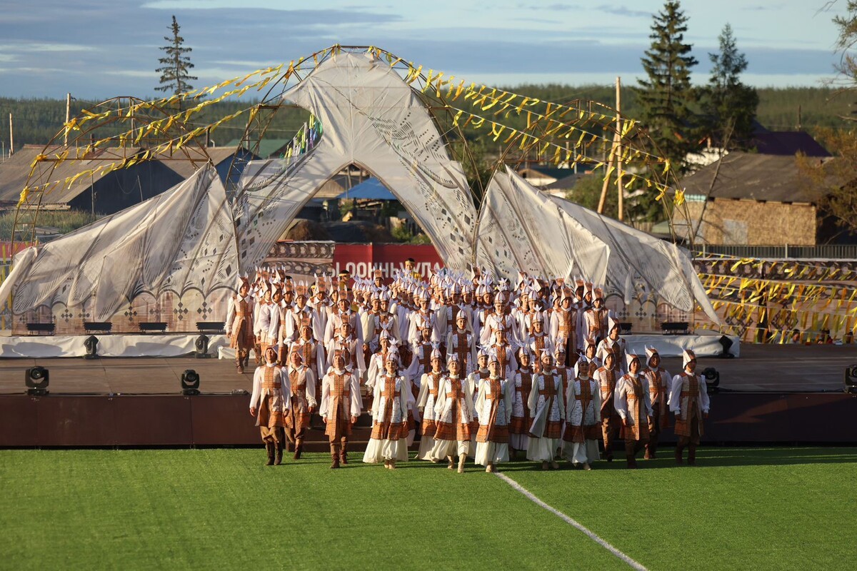    Соревнования по национальным видам спорта прошли в Якутии / Источник: Пресс-служба ПАО «НК «Роснефть»