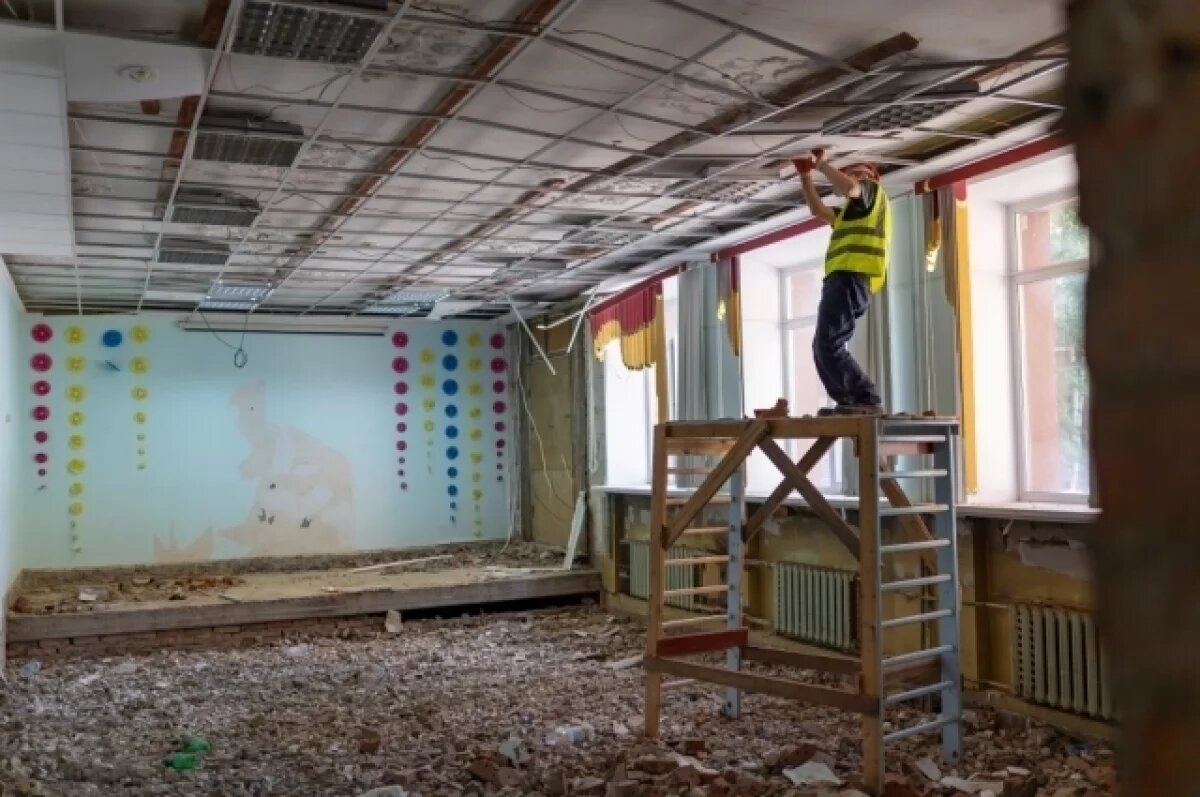    Многие школы, в которых идут ремонты, уже разменяли пятый десяток.