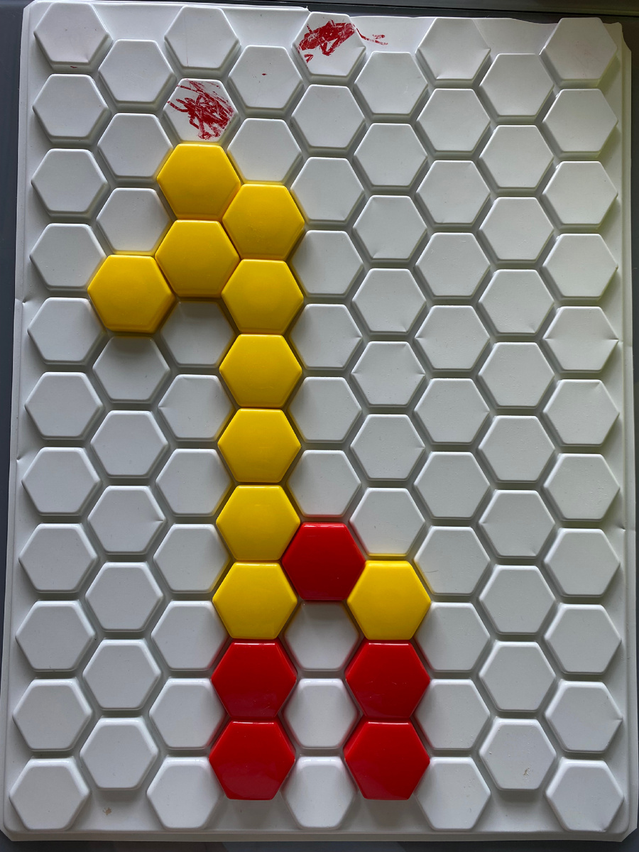 Изрядно потрепала жизнь эту мозаику))