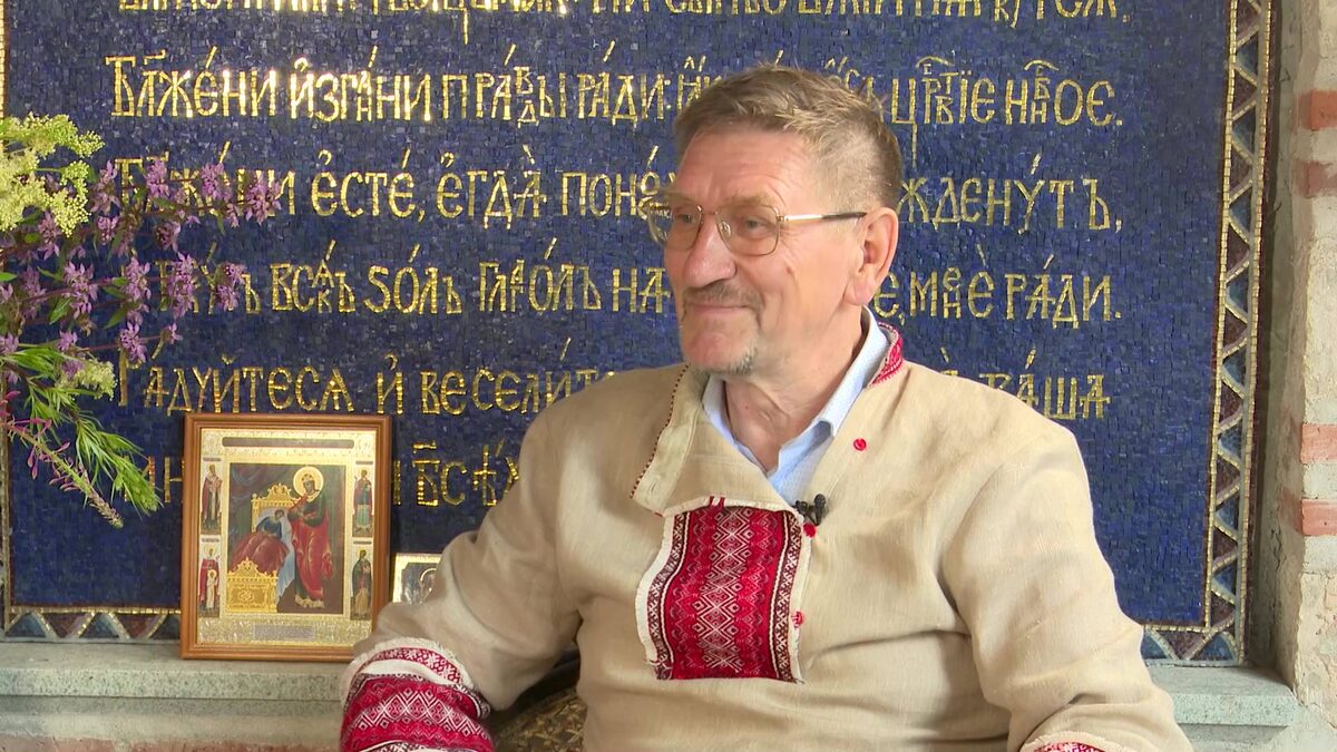    Травник, руководитель и создатель сети здравниц Михаил Гордеев стал героем программы "Личность о личном"