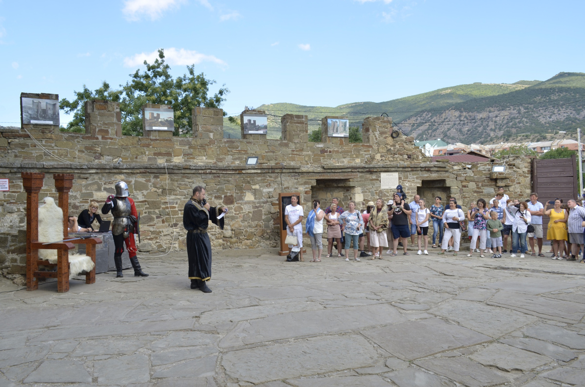 Праздник в Судакской крепости // Фото: музей-заповедник «Судакская крепость»