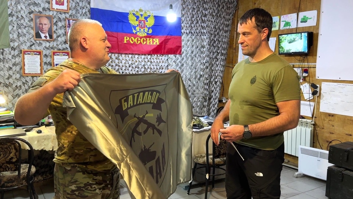    Замгубернатора Югры Эдуард Исаков встретился с бойцами на передовой