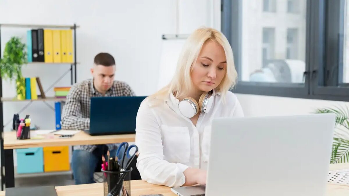    Офисные сотрудники.