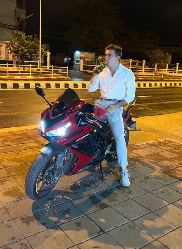 Я на мотоцикле, 2023