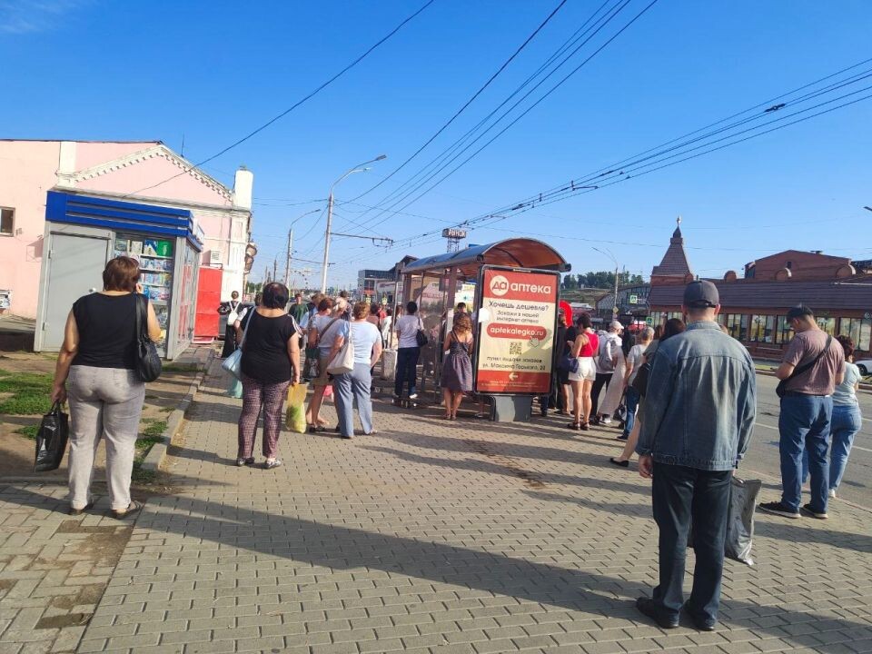    Барнаульцы не могут уехать из центра города. Источник: Толк