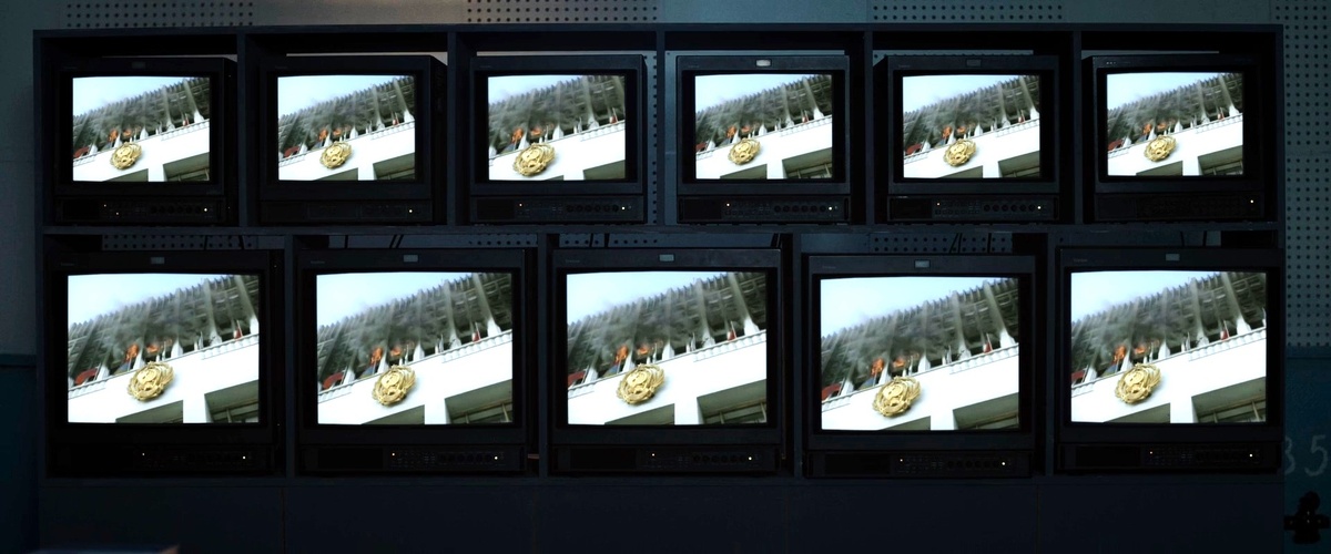 Кадр из к/ф «Самозванцы».