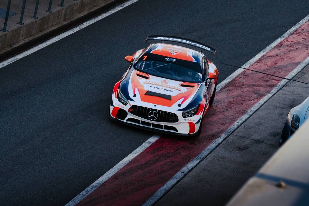 Mercedes-Benz AMG GT4