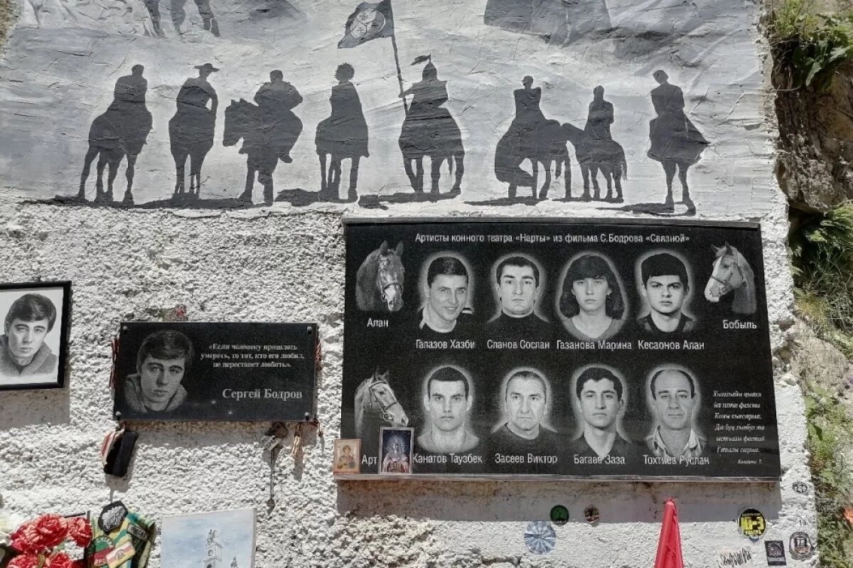    В Северной Осетии ледник Колка может сойти повторно