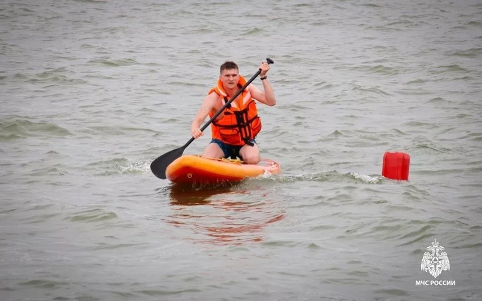    Преодоление препятствий на воде - одна из главный задач спасателей. Фото: пресс-служба ГУ МЧС по Удмуртии