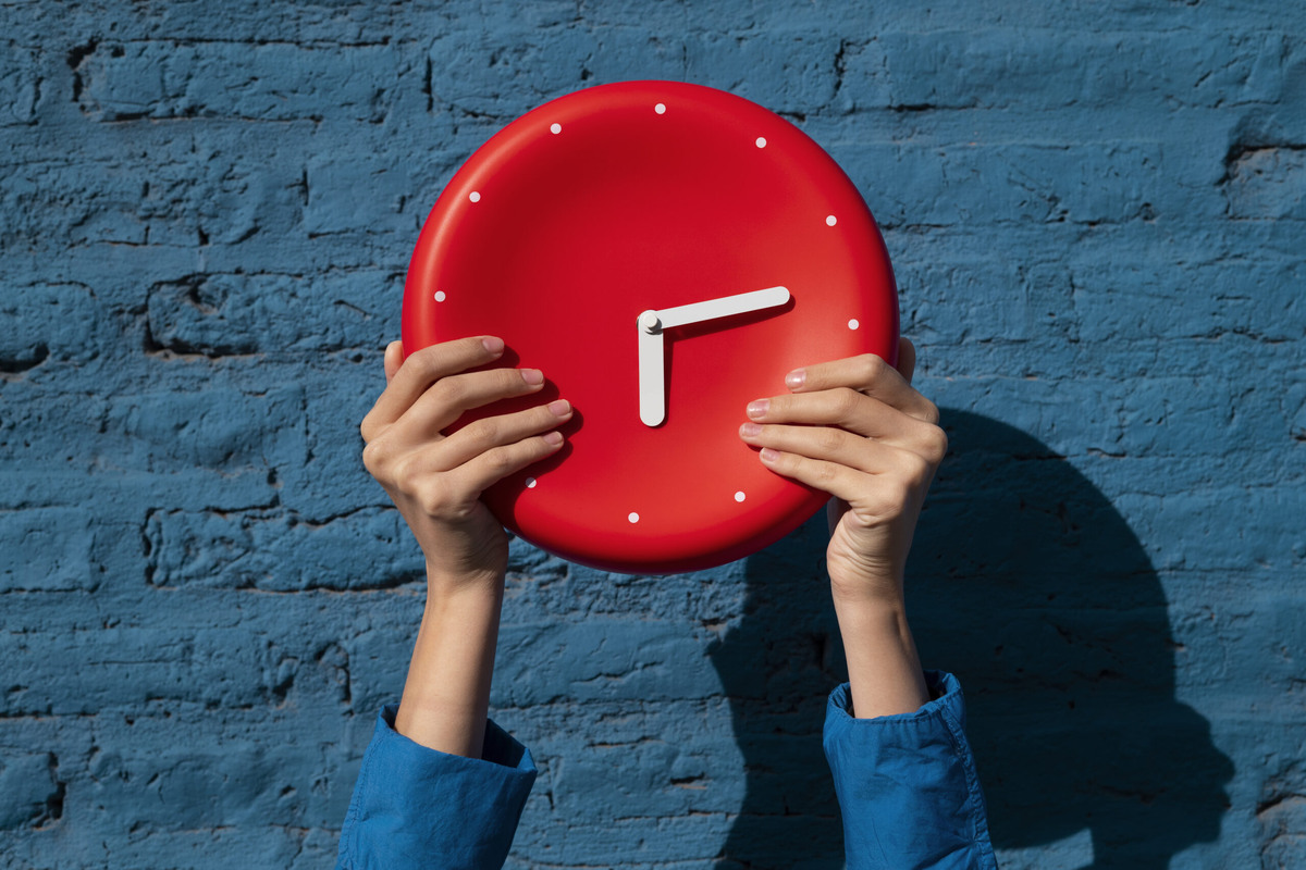    Делу время, потехе час: что на самом деле означает эта пословица