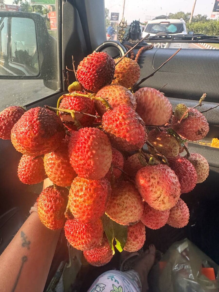 "Букет" из личи