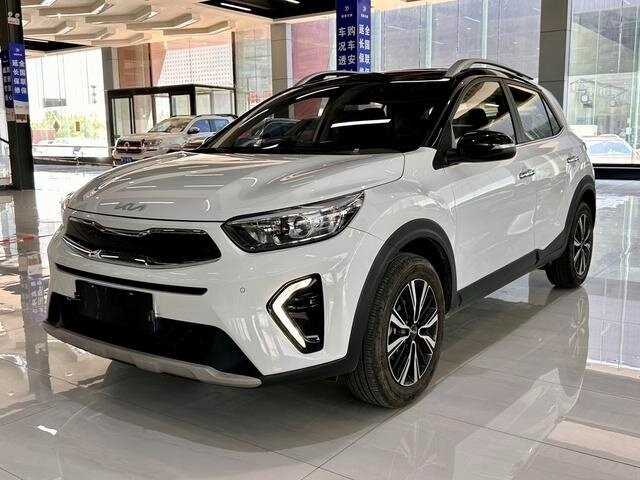 У дилеров появился новый бюджетный кросс для бедных рынков типа России. Источник иллюстрации - auto.ru