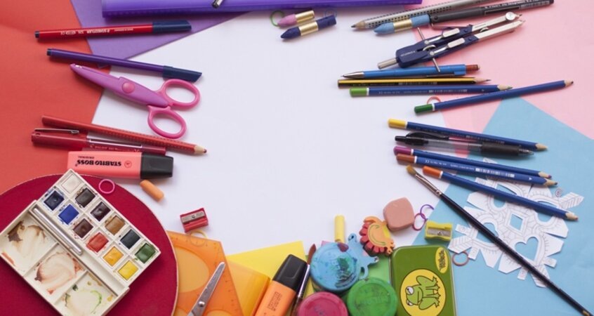    Размер материальной помощи к школе назвали в Минтруда