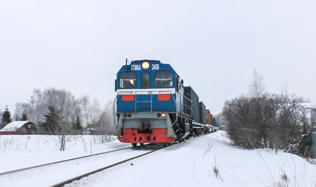 Снял этот поезд только на видео, так что вот вам кадр из него. 