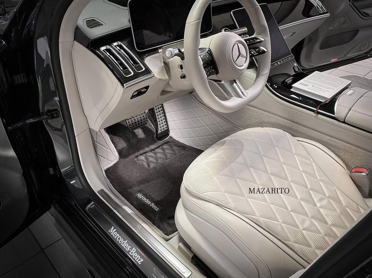 Пример комбинации экокожи и материала Luxury 20mm в S-Class W223. Подробнее про материалы прочитайте в статье на нашем канале Дзен.