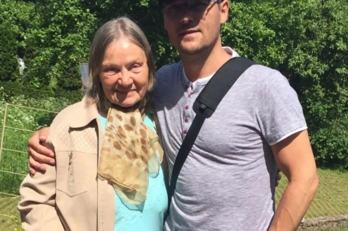    Юрий Шатунов с тещей.