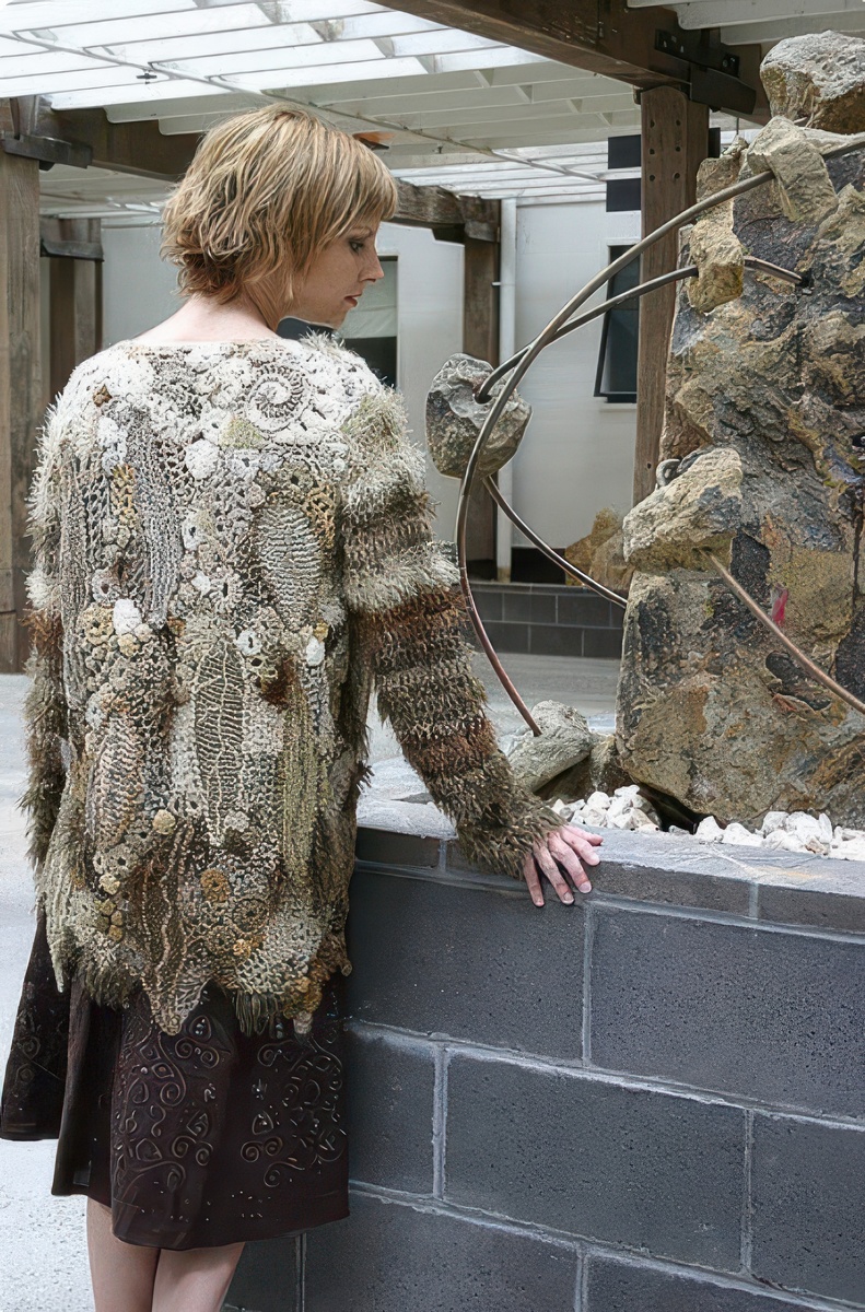 Работа, выполненная в стиле "Фриформ"   Пруденс Мапстоун