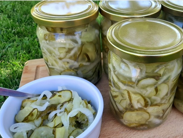 Салат «Нежинский» из огурцов на зиму