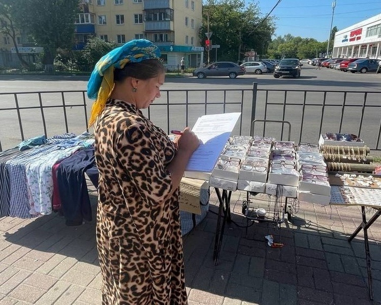     В Курске проводятся рейды по выявлению незаконной торговли