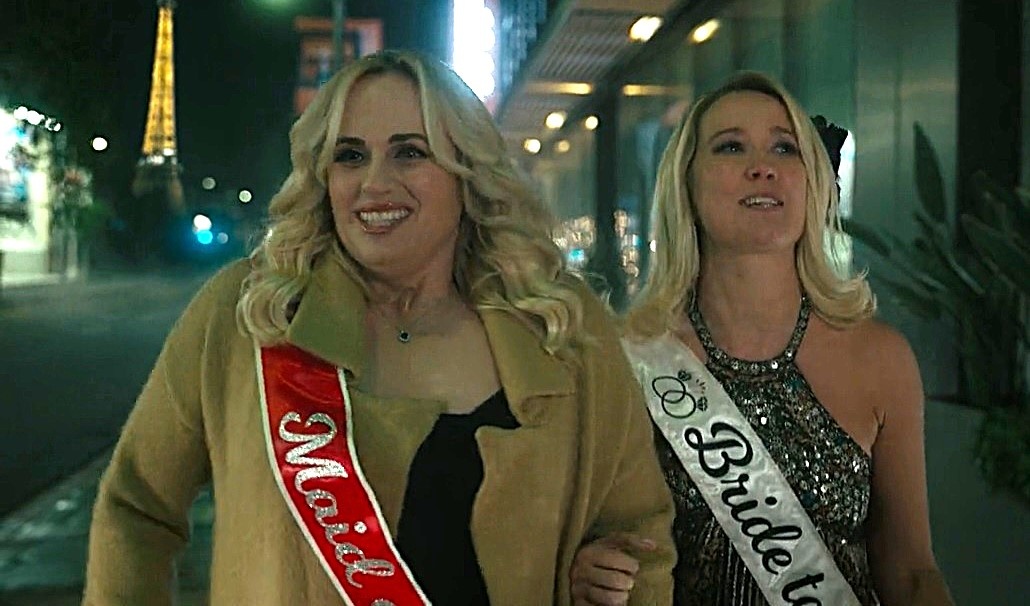 девичник в Париже - Саманта (слева) и Бэтси