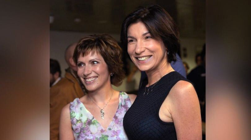 У сестёр хорошие отношения