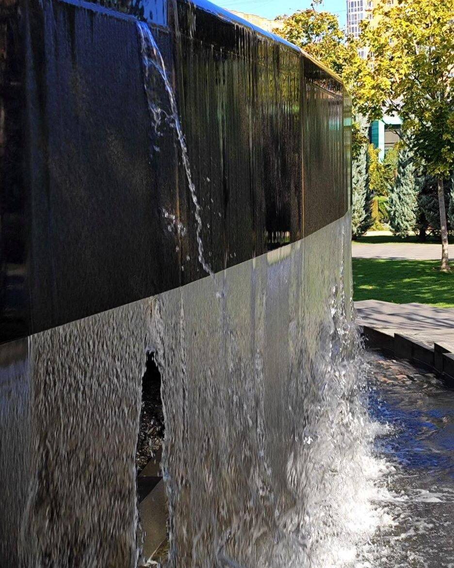 Фонтан Инфинити. Парк Галицкого Краснодар