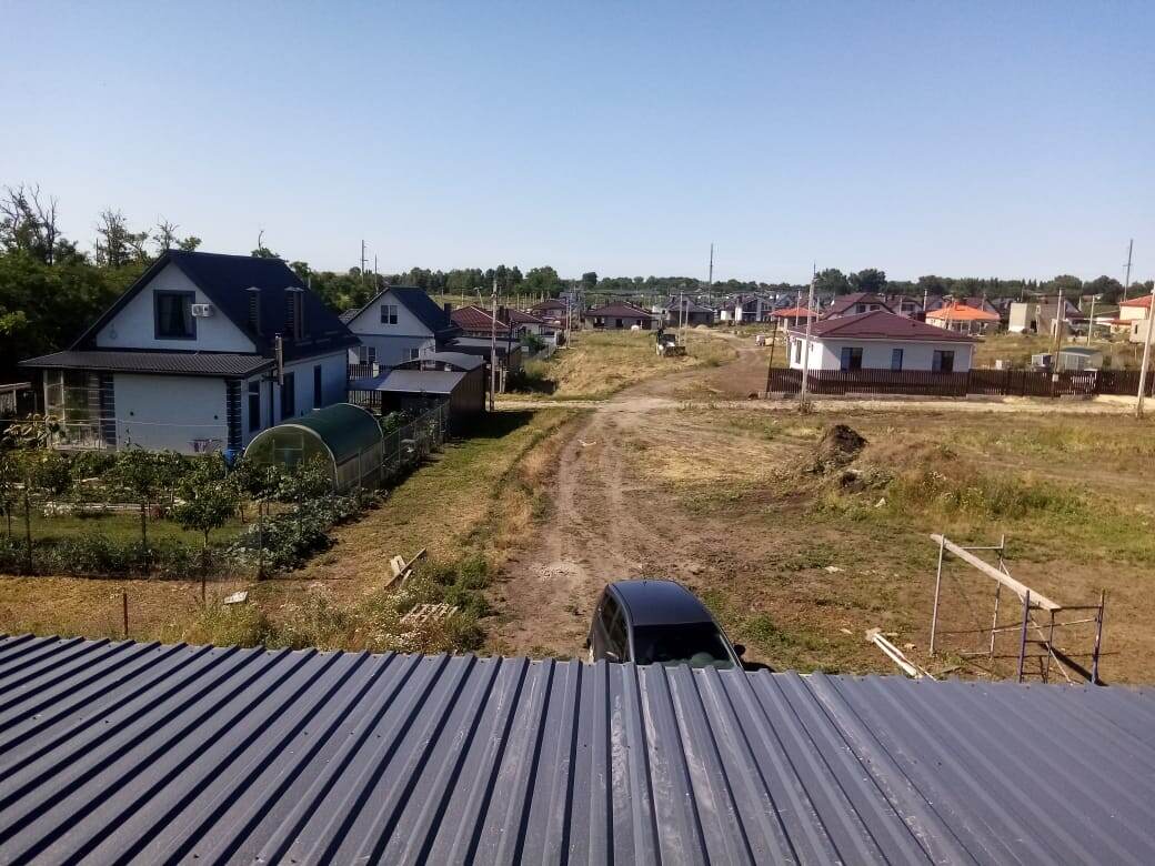 Выплатить долг за наш участок до дороги первоочередная задача