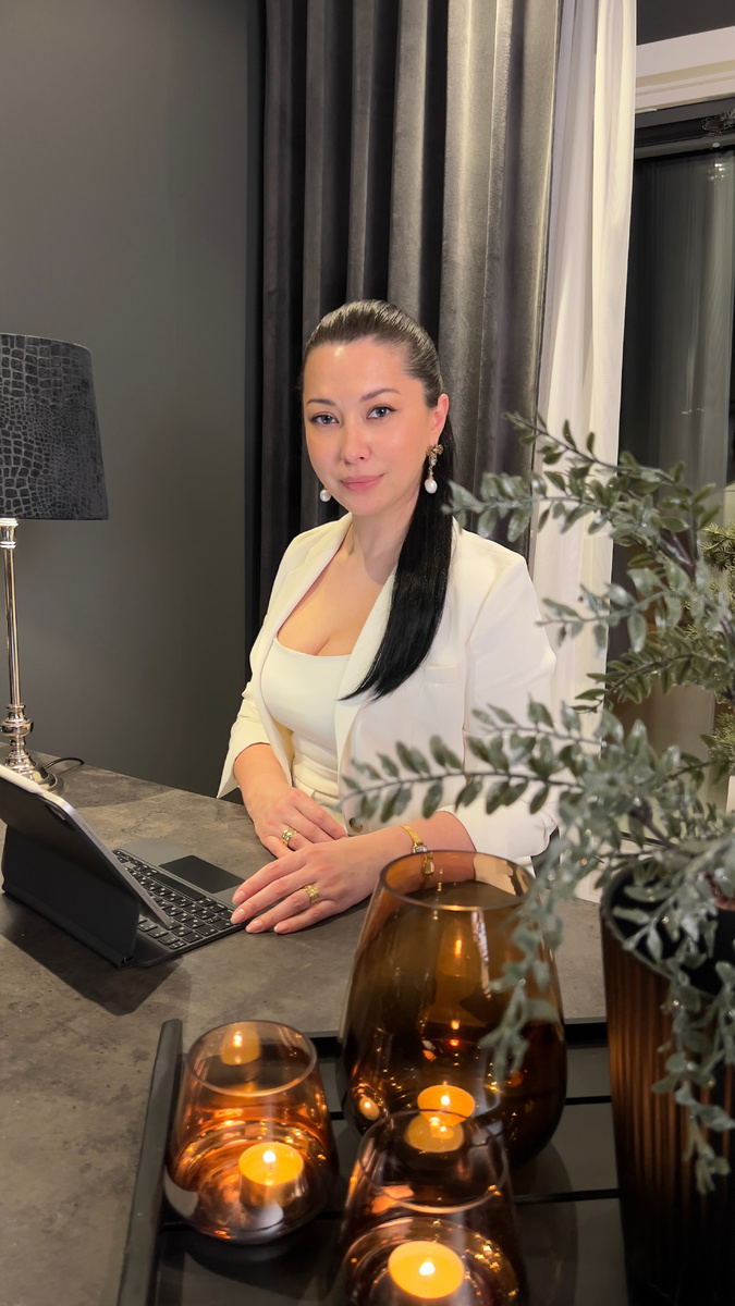 Майя Линдэ — куратор и супервизор студентов института психологии Ярослава Самойлов, MBA Европейской ассоциации ВУЗов и преподавателей HISTES
