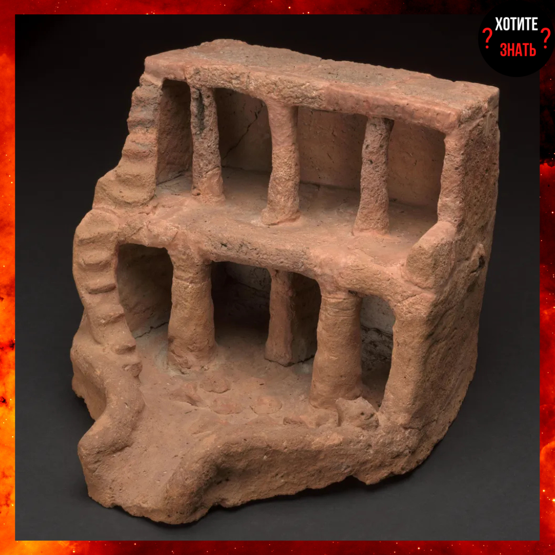 Двухуровневый «дом души» с колоннами и лестницей